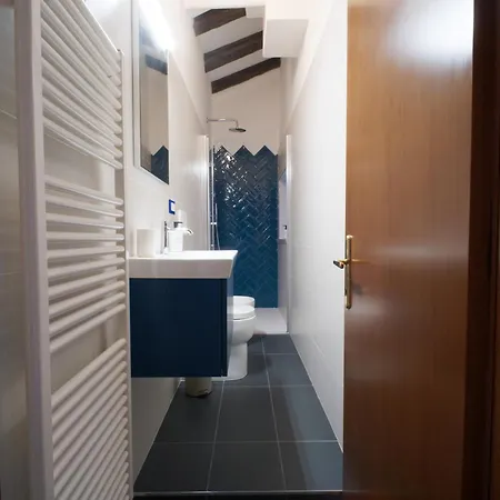 Apartment Il Gabbiano, Mansarda A *