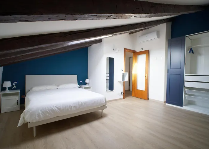 Il Gabbiano, Mansarda A * Trieste