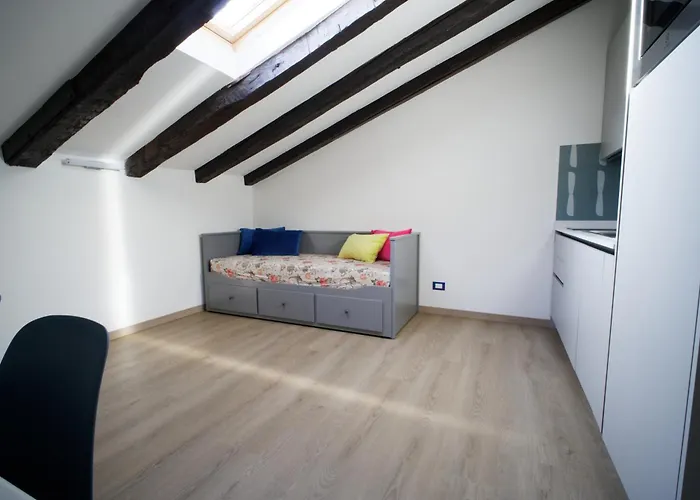 Il Gabbiano, Mansarda A