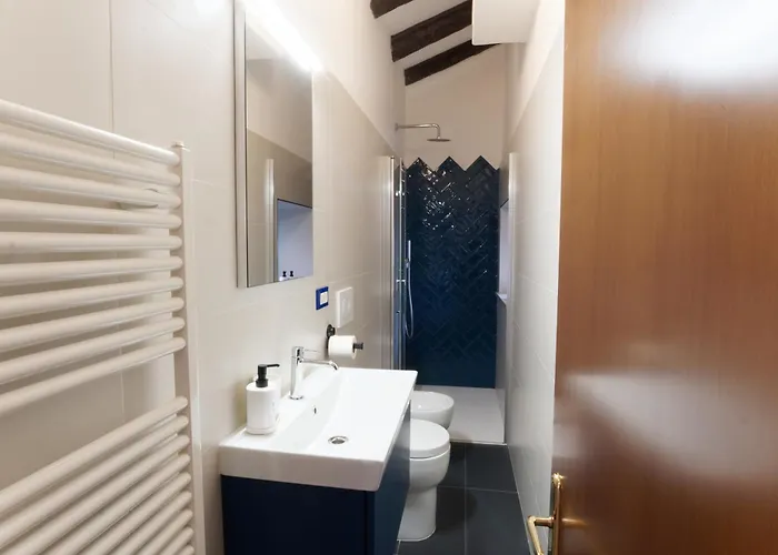 Il Gabbiano, Mansarda A Apartment *